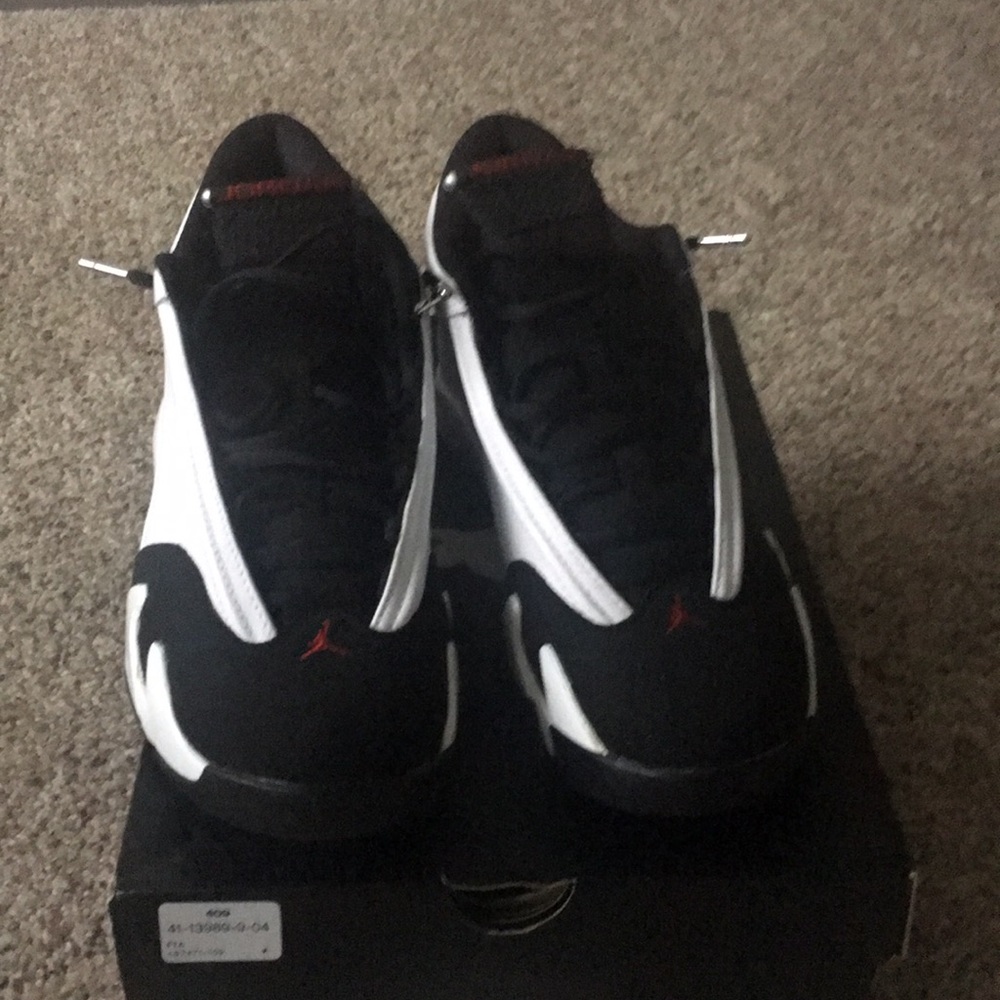 Jordan Retro 14s Black white Impeccable condition